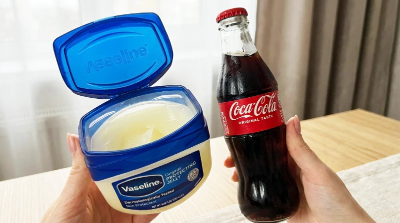 Stir Cola Into Vaseline and Rub It on Your Lips